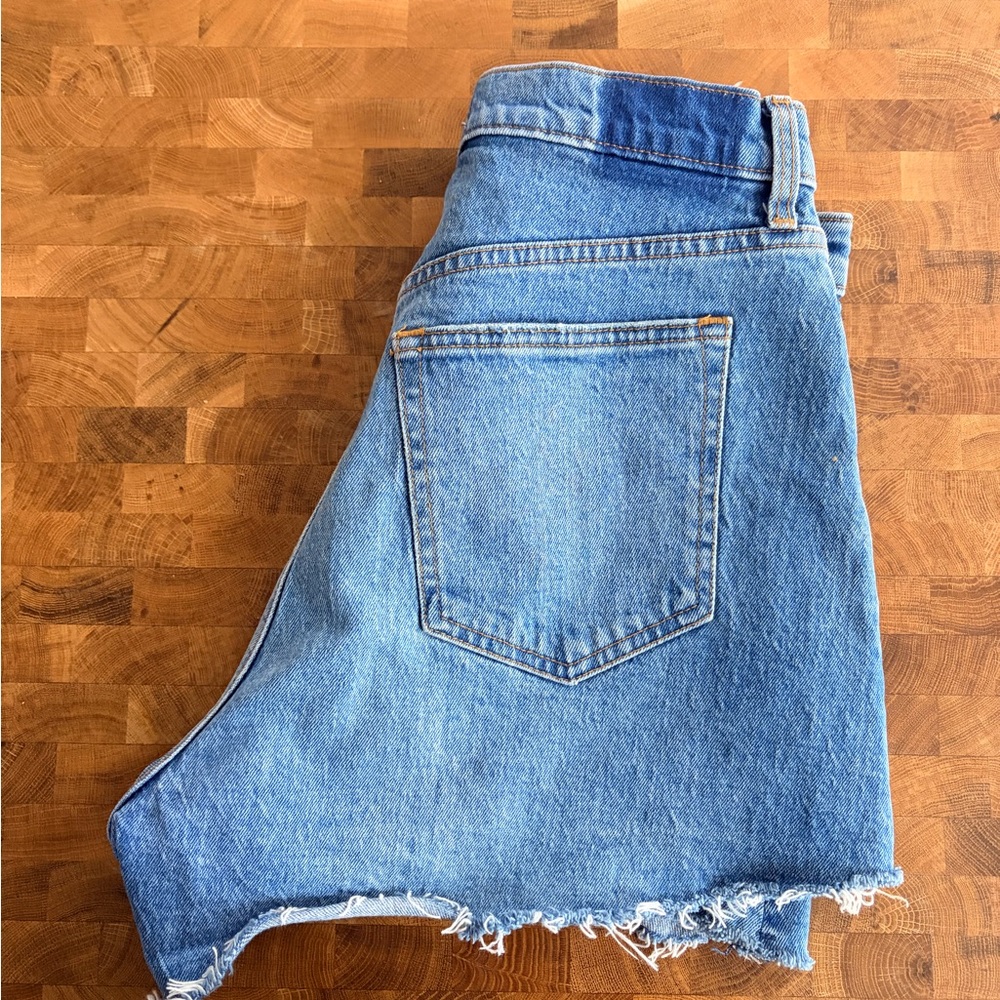 Abercrombie & Fitch 90’s relaxed curve love Jean shorts